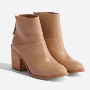 Nisolo Leather Dari Boot 2.0 in Almond Size 6.5